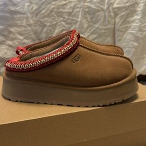 Ugg Tazz